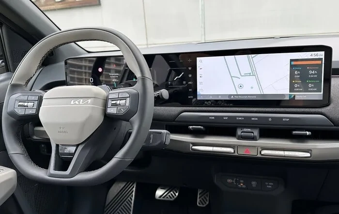 Kia EV3 2025 Multimedia System Review